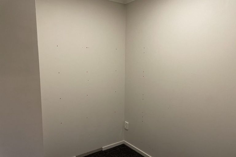 Photo of property in 89a Mt Lebanon Crescent, The Gardens, Auckland, 2105