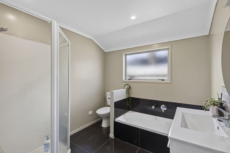 Photo of property in 6 Coby Sydney Drive, Bell Block, New Plymouth, 4312