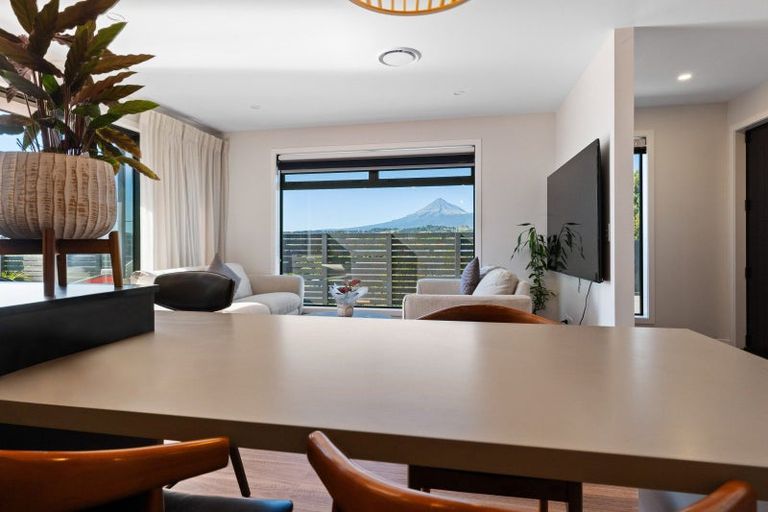 Photo of property in 40 Barrett Road, Whalers Gate, New Plymouth, 4310