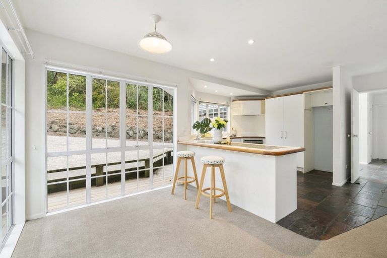 Photo of property in 20c Poplar Road, Stanmore Bay, Whangaparaoa, 0932