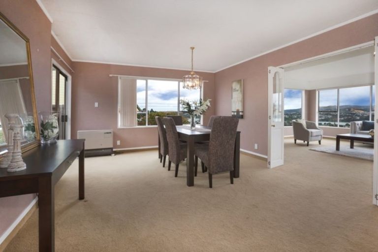 Photo of property in 19 Mercury Way, Whitby, Porirua, 5024