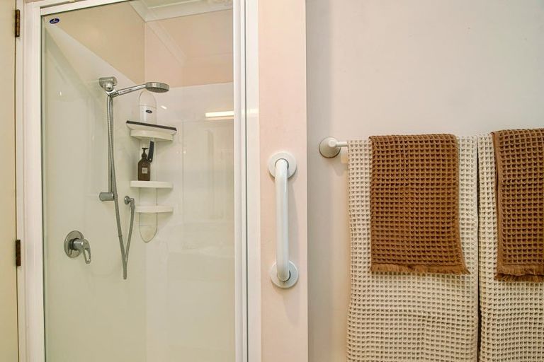 Photo of property in 304 Southampton Street West, Hastings, 4122