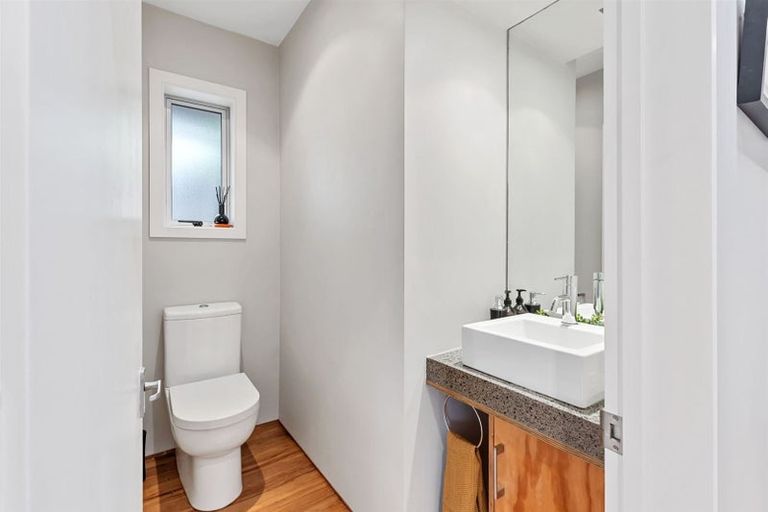 Photo of property in 36 Millhill Lane, Huntsbury, Christchurch, 8022