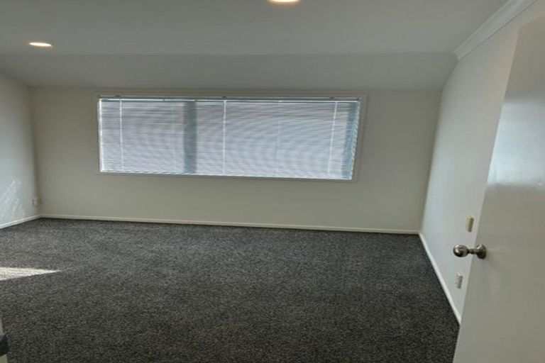 Photo of property in 33 Opawa Crescent, Favona, Auckland, 2024