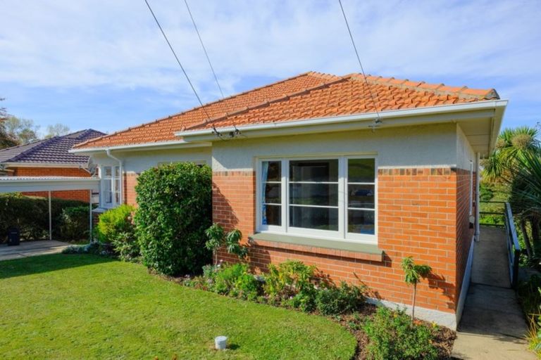 Photo of property in 77 Oakwood Avenue, Maryhill, Dunedin, 9011