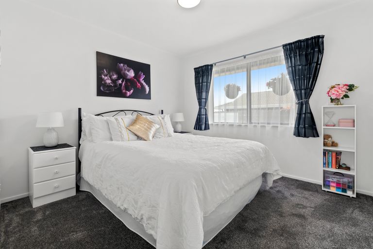 Photo of property in 13c Nelson Street, Papakura, 2110
