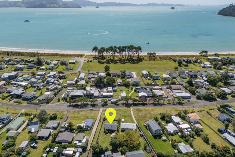 Photo of property in 32 Captain Cook Road, Cooks Beach, Whitianga, 3591