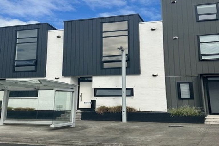 Photo of property in 234 Hobsonville Point Road, Hobsonville, Auckland, 0616