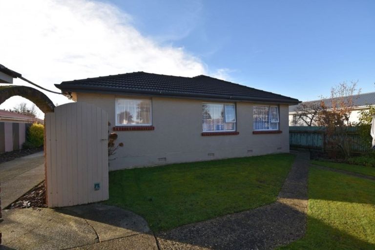 Photo of property in 73 Adamson Crescent, Glengarry, Invercargill, 9810