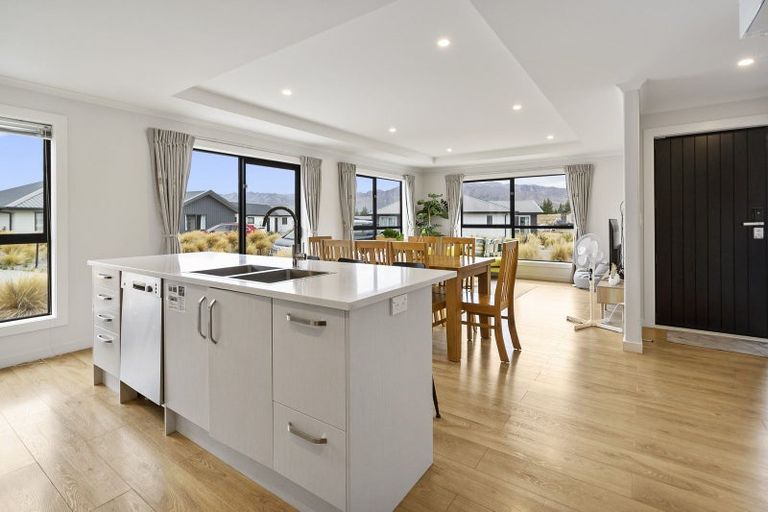 Photo of property in 16 Jimmys Lane, Lake Tekapo, 7999