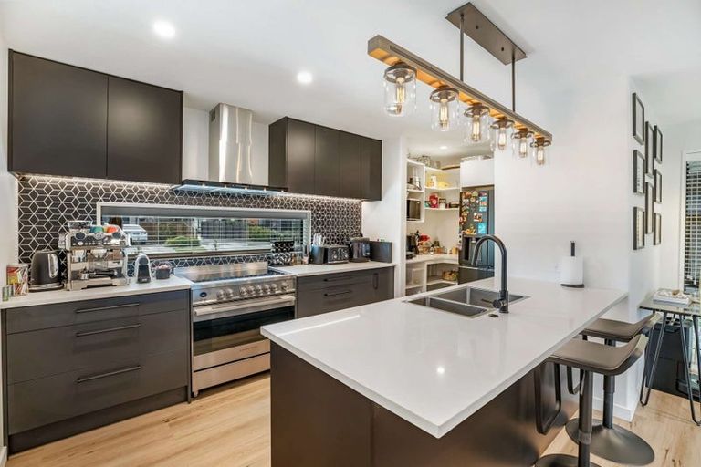 Photo of property in 20 Rannoch Drive, Yaldhurst, Christchurch, 8042