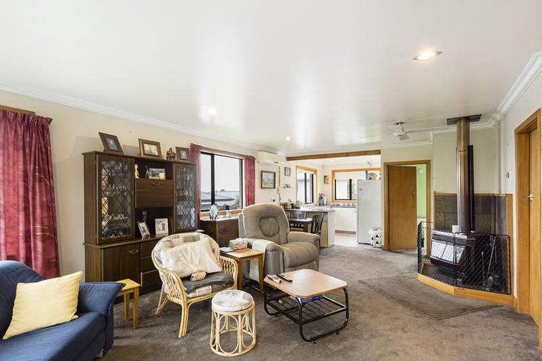 Photo of property in 28 Stephen Street, Halfway Bush, Dunedin, 9010