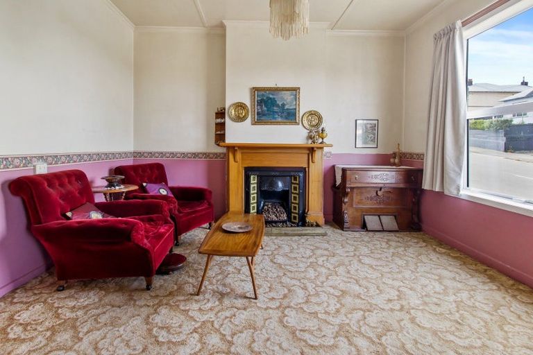 Photo of property in 2 Roslyn Terrace, Seaview, Timaru, 7910