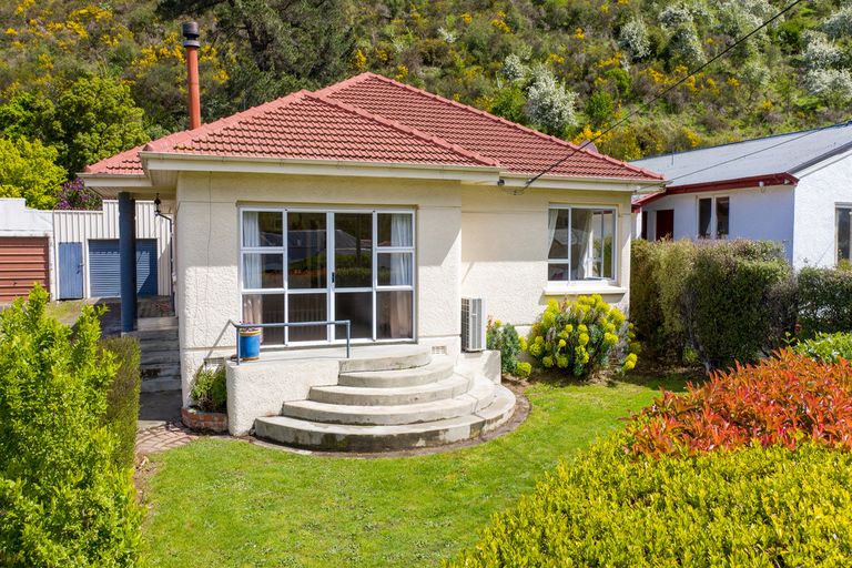 Photo of property in 17 Smith Street, Roxburgh, 9500