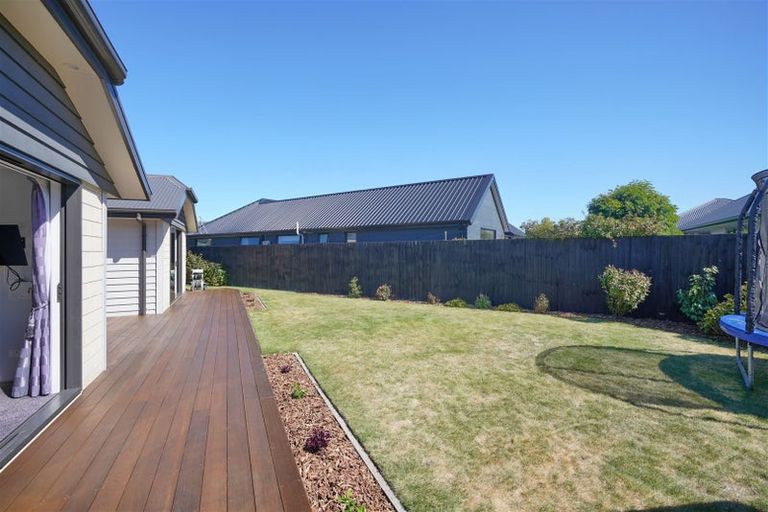 Photo of property in 4 Kohunga Crescent, Bottle Lake, Christchurch, 8083