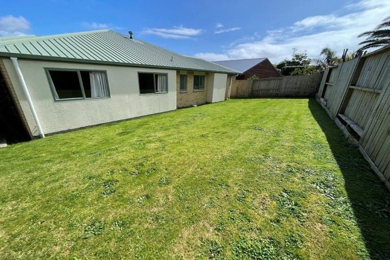 Photo of property in 4a Thebes Grove, Papamoa Beach, Papamoa, 3118