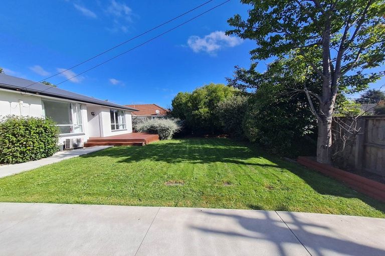 Photo of property in 60 Jennifer Street, Bryndwr, Christchurch, 8053