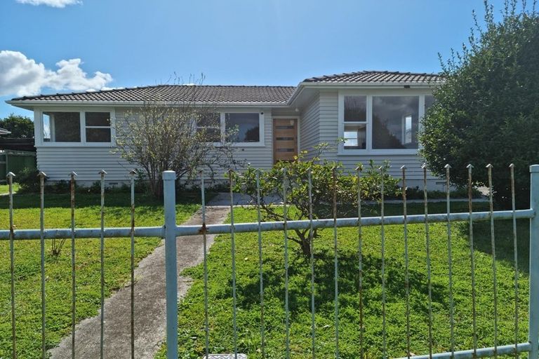 Photo of property in 16 Lachlan Place, Favona, Auckland, 2024