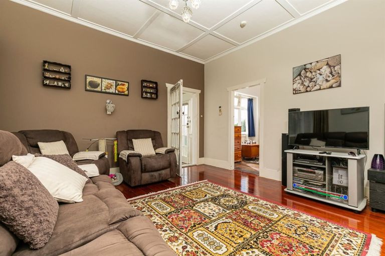 Photo of property in 53 Moa Road, Point Chevalier, Auckland, 1022