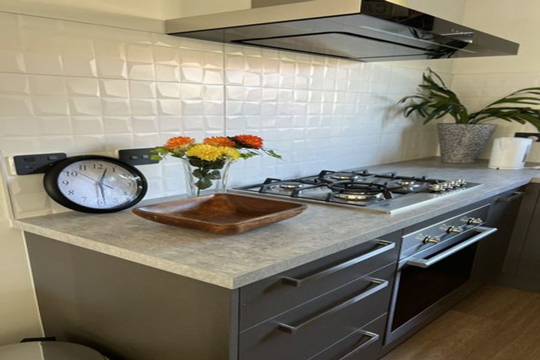 Photo of property in 17 Shearer Avenue, Papanui, Christchurch, 8052