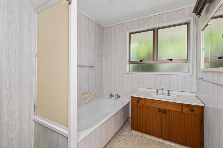 Photo of property in 2/31 Middle Road, Havelock North, 4130