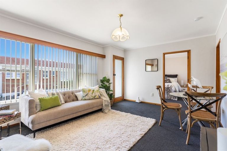 Photo of property in 3/24 Bute Road, Browns Bay, Auckland, 0630