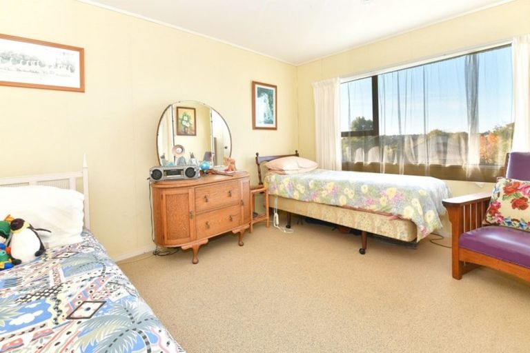 Photo of property in 17 Polkinghorne Drive, Manly, Whangaparaoa, 0930