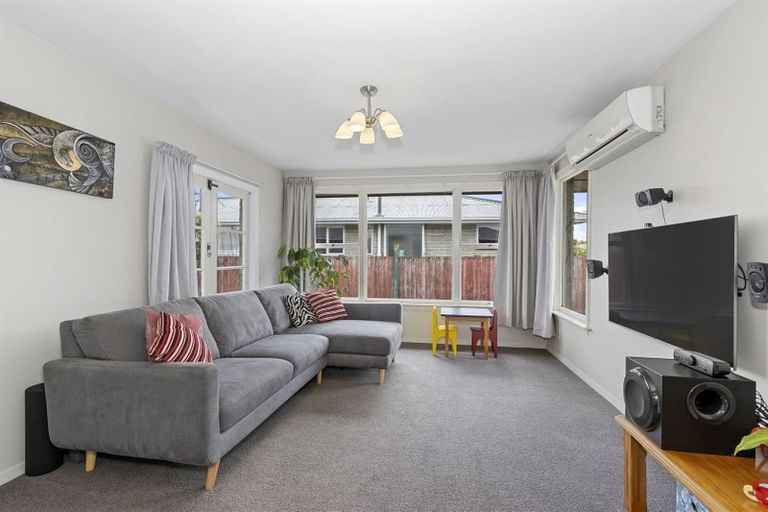 Photo of property in 38 Chedworth Avenue, Bishopdale, Christchurch, 8053