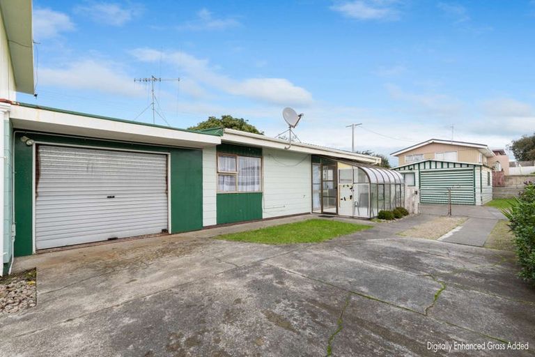 Photo of property in 77a Matai Street, Castlecliff, Whanganui, 4501