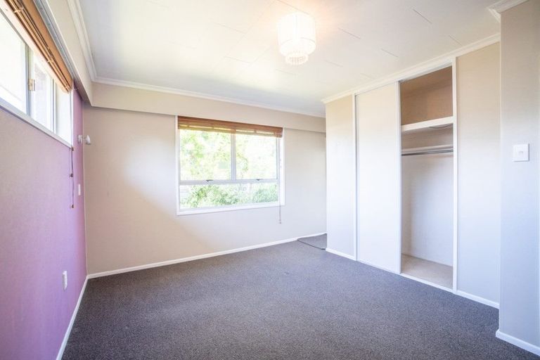 Photo of property in 16 Te Punga Place, Awapuni, Palmerston North, 4412