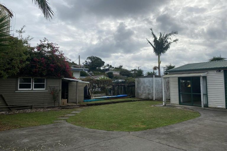 Photo of property in 2041 Ngunguru Road, Ngunguru, Whangarei, 0173