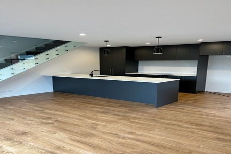 Photo of property in 2/206 Geraldine Street, Edgeware, Christchurch, 8013