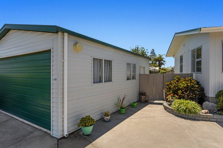 Photo of property in 25 Puriri Crescent, Edgecumbe, 3120