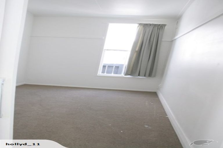 Photo of property in 147 Onepu Road, Lyall Bay, Wellington, 6022