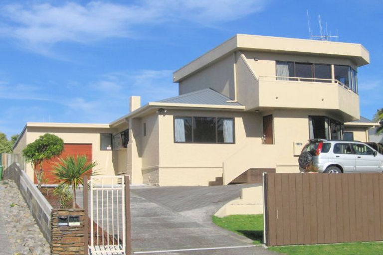 Photo of property in 4 Gordon Road, Mount Maunganui, 3116