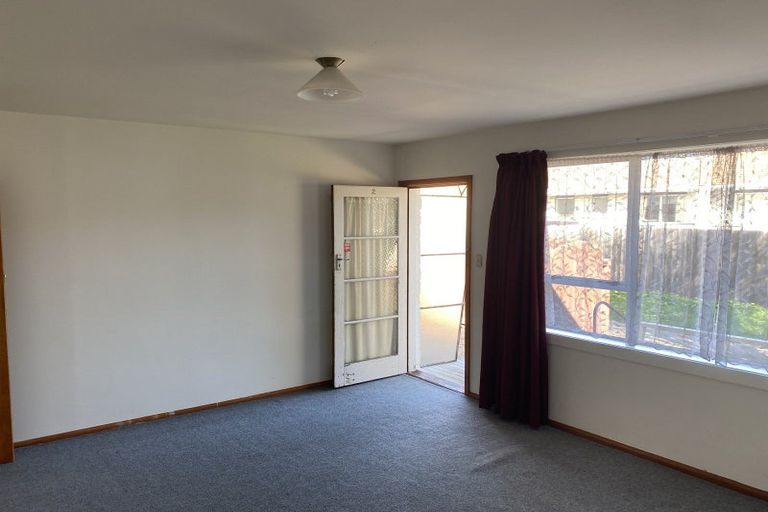 Photo of property in 2/64 Elizabeth Street, Riccarton, Christchurch, 8041