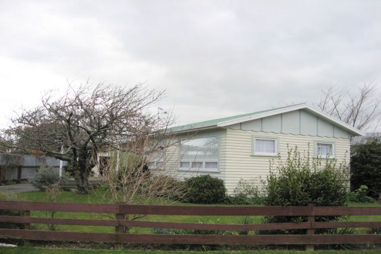 Photo of property in 127 Liverpool Street, Levin, 5510