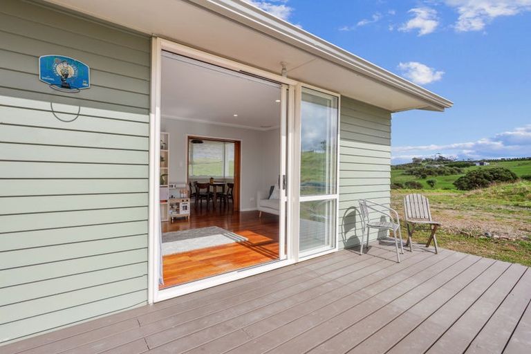 Photo of property in 10 Houkura Way, Hakaru, Kaiwaka, 0573