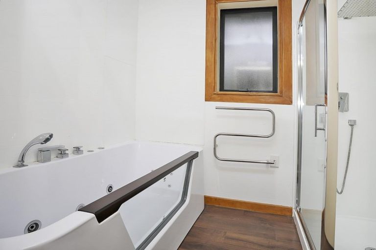 Photo of property in 16 Lyon Street, Glengarry, Invercargill, 9810