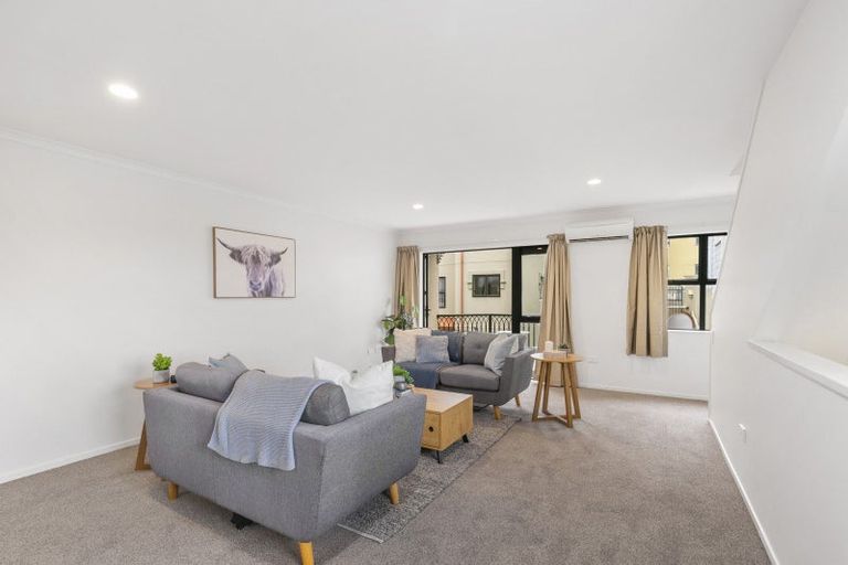 Photo of property in 83a Hill Street, Thorndon, Wellington, 6011