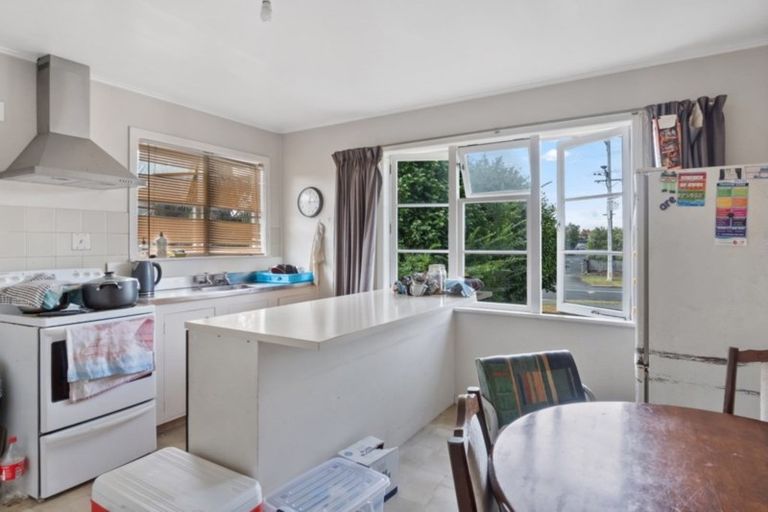 Photo of property in 15 Bruce Avenue, Glenview, Hamilton, 3206