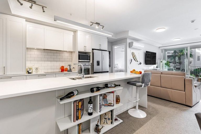 Photo of property in 237 Hibiscus Drive, Orewa, 0931