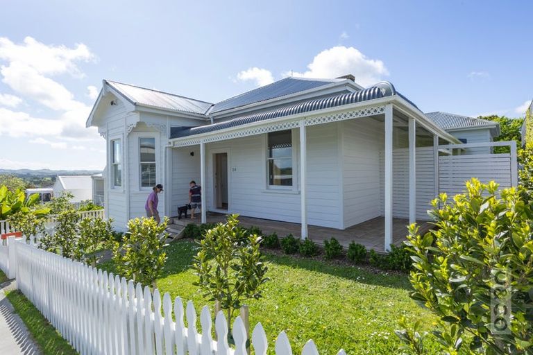 Photo of property in 28 Rata Street, Helensville, 0800