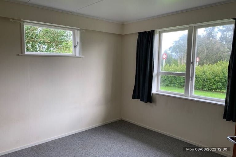 Photo of property in 6 Papaitonga Lake Road, Ohau, Levin, 5570