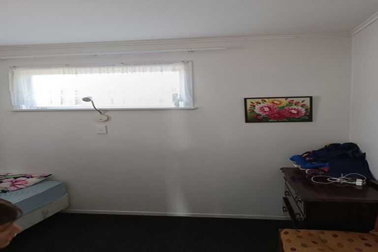 Photo of property in 168 Ennis Avenue, Pakuranga Heights, Auckland, 2010