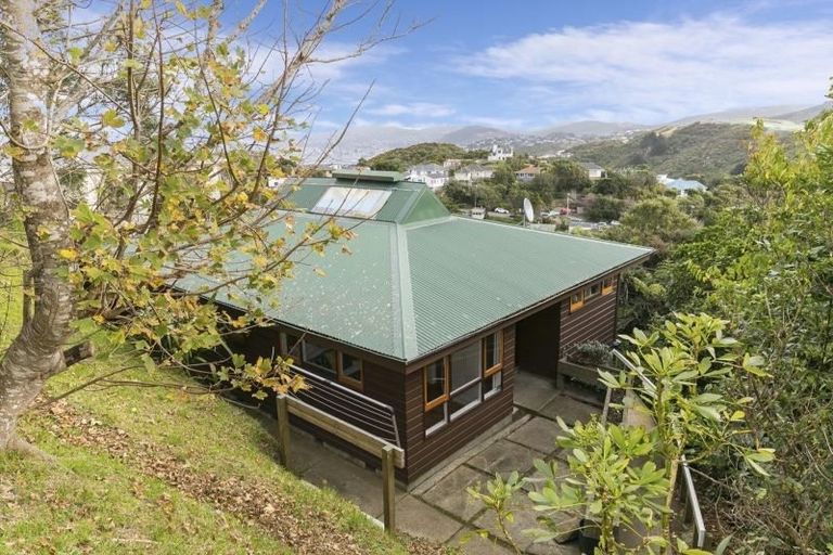 Photo of property in 89 Black Rock Road, Newlands, Wellington, 6037