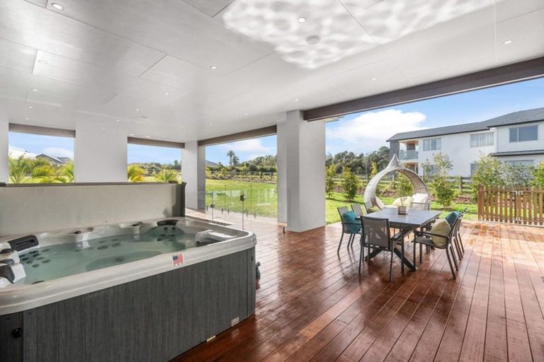 Photo of property in 6 Throttle Close, Dairy Flat, Albany, 0794