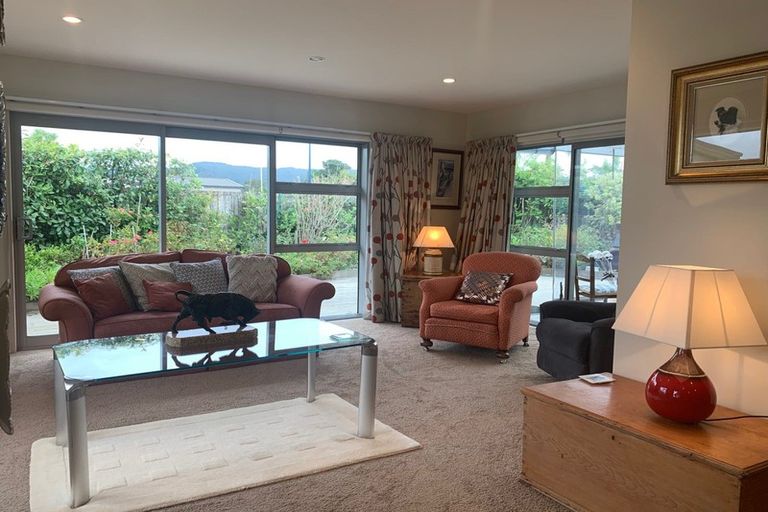 Photo of property in 7 Redwings Close, Whitianga, 3510