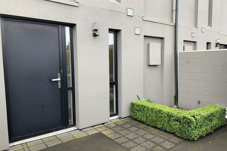 Photo of property in 1/105 Office Road, Merivale, Christchurch, 8014