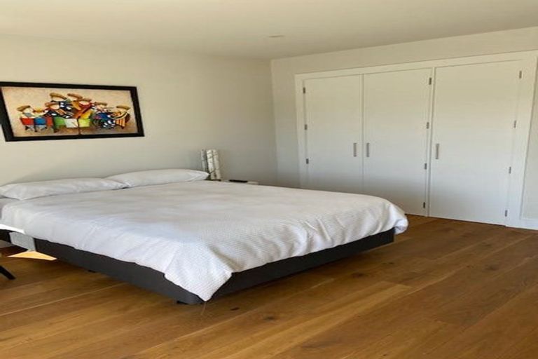 Photo of property in 83 Seatoun Heights Road, Seatoun, Wellington, 6022